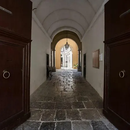 Lodge Real Umberto I° - Kalsa